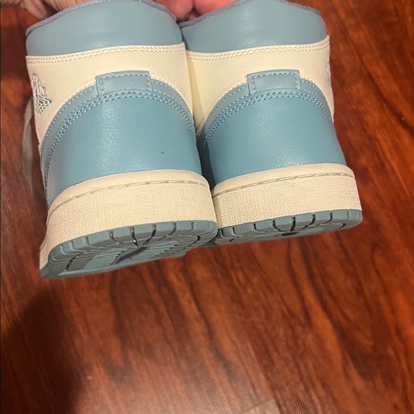 Women’s Nike Air Jordan Mid Sneakers Blue & White Size 10 - Picture 7 of 9